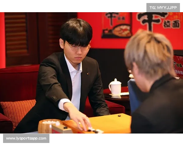 柯洁屠龙逆转申真谞 三番棋决赛扳平比分 硝烟再起