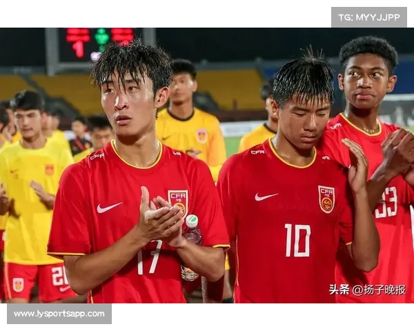 中国U16男足2-1逆转乌兹别克斯坦 周雨诺远射绝杀带队晋级